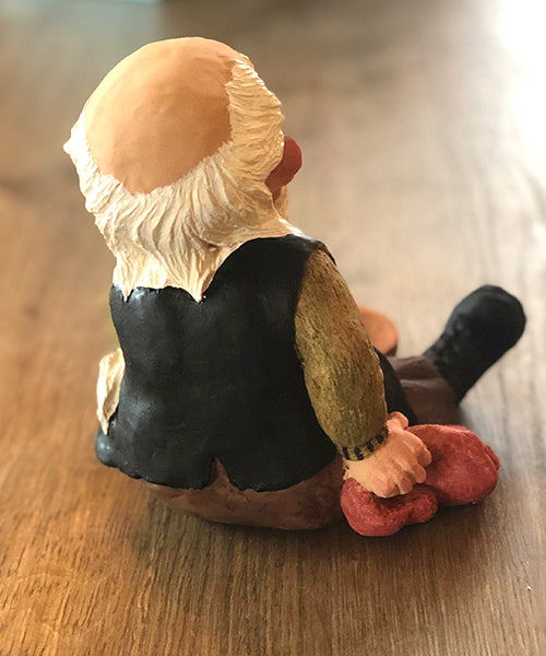 Midthun-nisse med grøtbolle