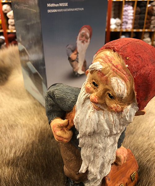Midthun-nisse med veske