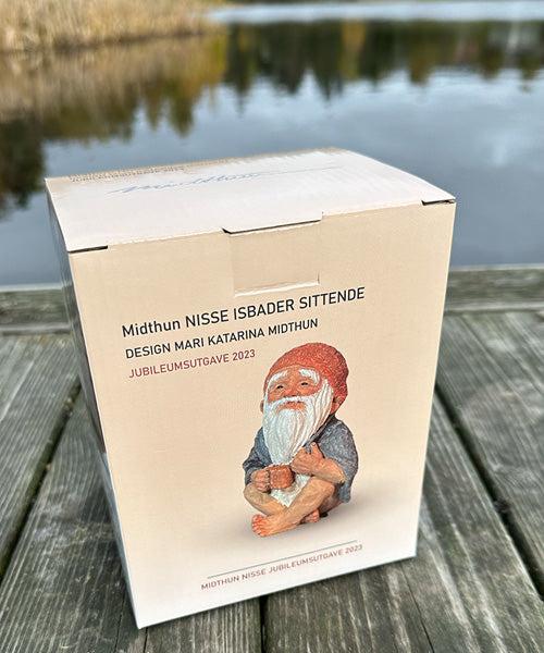 Midthun-nisse isbader sittende - jubileumsutgave 2023