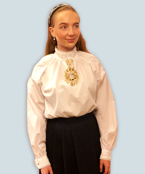 Strykefri Bunadskjorte dame, med nupperelle