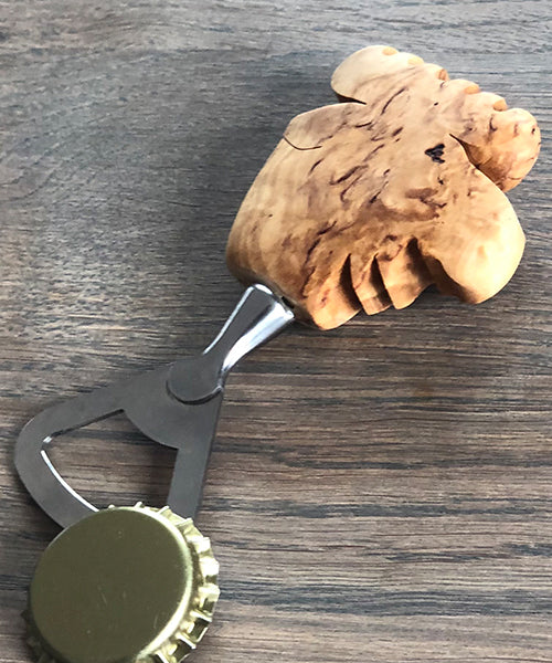 Håndlaget flaskeåpner i masurbjørk - motiv elghode