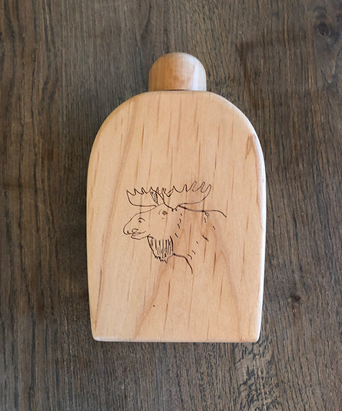 Lommeflaske med elgemotiv